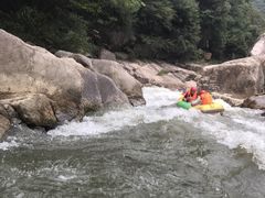 -雅鲁激流探险漂流