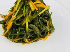 酸辣海带丝-东方饺子王(新奥购物中心店)