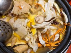 -菌之家·专业纯野生菌火锅·特色炒菌