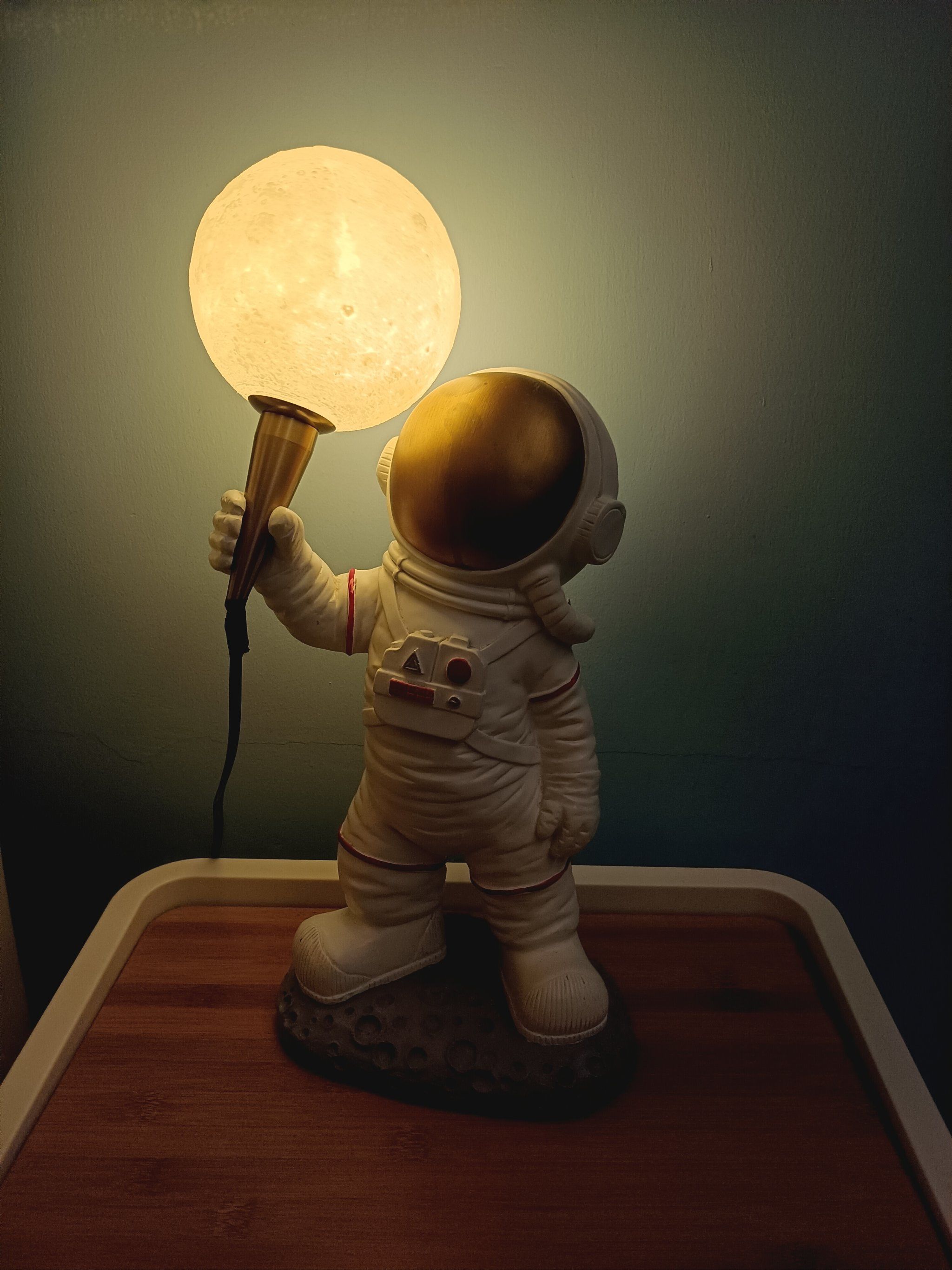 月球漫步,探索未知的美