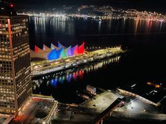 -Top Of Vancouver Revolving Restaurant