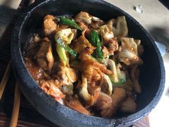 -穹六人间 people 6(岳阳路店)