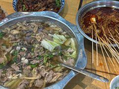 -谢老五跷脚牛肉·非遗传承店