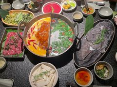 -三出山火锅(南京万象天地店)