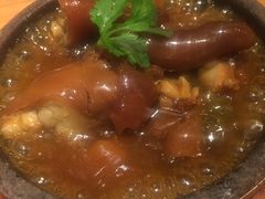 -云海肴·汽锅鸡·云南菜(天山百盛优客店)