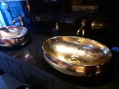 -虾弄弄海派小龙虾·牛羊蝎子火锅