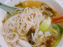 -明呈黄鱼面馆(斜土路店)