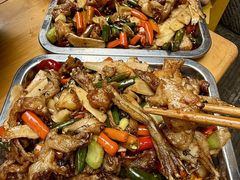 -鸿顺老铁锅美蛙鱼府(解放碑店)