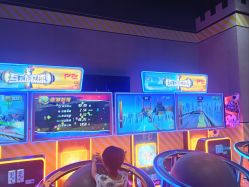 -反弹蹦床公园·亲子乐园·团建·派对(巴南万达店)