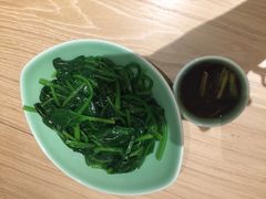 -锦粤宫·融合粤菜(上海金沙江店)