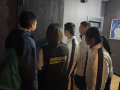 -逃脱反斗城沉浸剧情密室(阳光新业中心店)