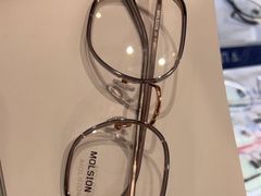 -沫芮眼镜·蔡司·依视路·尼康明月(大融城店)