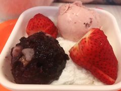 雪山草莓-满记甜品(优客百盛店)