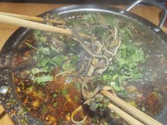 -大众跷脚牛肉馆·非遗传承单位(峨眉山店)