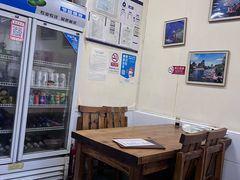 大堂-牛八宝桂林米粉(八里庄店)