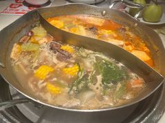 -左庭右院鲜牛肉火锅(浦江欢乐颂店)