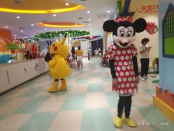 点击看大图 -天空之城家庭互动游乐场