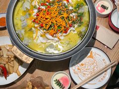 -山城外·非遗酸菜鱼(蜀都万达店)