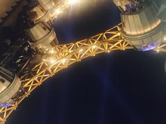 -影汇之星8字形摩天轮