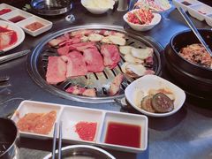 -韩聚屋韩国烤肉餐厅(新北万达店)