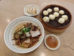 -佬钱湾仔(衣裳街店)