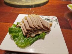 -亚哈饭店(梅园新村小区店)