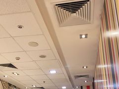 -麦当劳(南磨房店)