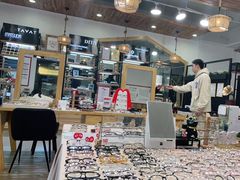 -肆兮眼镜·蔡司·徕卡战略合作店(大坪店)