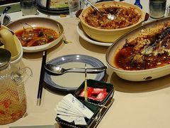 -八府香鸭·啫啫煲(华山路店)