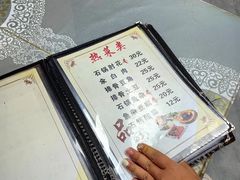 -石锅坛肉(广场店)