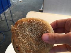 烧饼-天津乾毓德饭庄·清真传统炒菜·海鲜烧烤(咸阳路店)