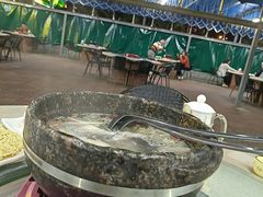 -墨脱石锅椰子鸡•香草鸭•东山羊(大东海店)