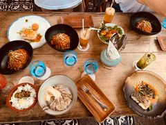 -植物园哈利亚餐厅