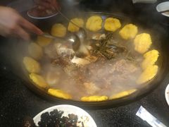 -金明姬铁锅炖(东坝店)