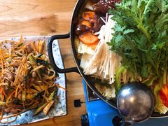 八爪鱼牛肉锅-东吉馆韩式餐厅(八经街总店)
