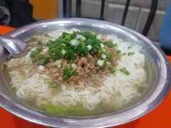 -南宁市连升风味小吃店