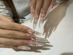 -LynLyn琳林美甲美睫