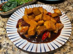 杏鲍菇火烩牛仔粒-查厘士(怀旧点心乐坊店)