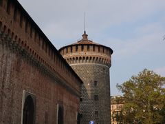 -斯福尔扎古堡