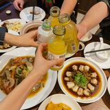 忙碌工作后的放松一餐