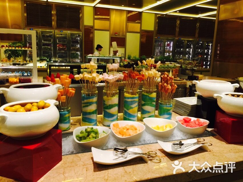 大中华希尔顿酒店"念"全日制自助餐厅水果区图片 - 第5张
