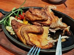 秘制香蒜烤春鸡-卡朋厨房(289艺术园区店)