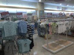 -爱婴室(绍兴柯桥万达华润万家店)