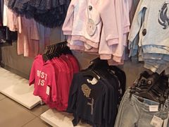 -H&M(来又来时尚购物广场店)