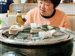 -围炉肉舍•炭烤活鳗•丹东海鲜烤肉(步行街店)