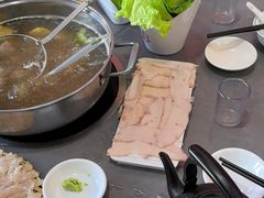 -官塘陈记鱼生·潮汕砂锅粥·牛肉火锅(潮枫路总店)