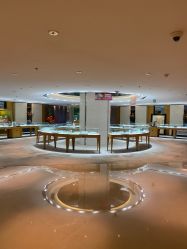 -北京七彩云南翡翠珠宝旗舰店(月坛店)