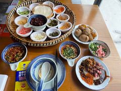 -包整·丝娃娃(一览甲秀楼风景店)