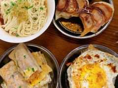 -金枫锅贴(滨江·凯旋门店)