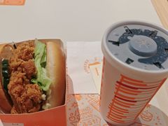 -Popeyes炸鸡·汉堡·奶昔(五角场万达店)